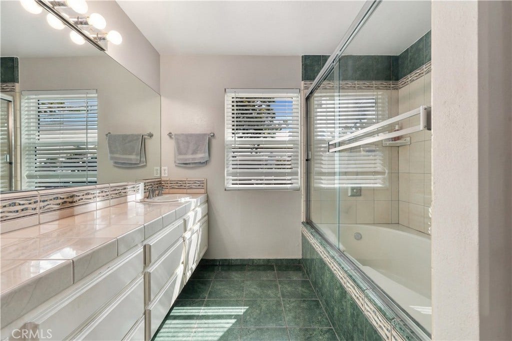 2608 Gemini Court, Camarillo, CA 93010 2608 Gemini Court, Camarillo, CA 93010