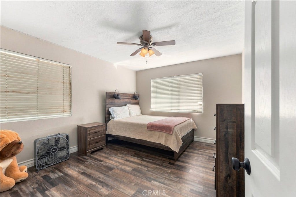 2608 Gemini Court, Camarillo, CA 93010 2608 Gemini Court, Camarillo, CA 93010