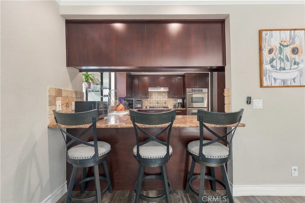 2608 Gemini Court, Camarillo, CA 93010 2608 Gemini Court, Camarillo, CA 93010