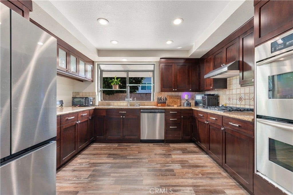 2608 Gemini Court, Camarillo, CA 93010 2608 Gemini Court, Camarillo, CA 93010