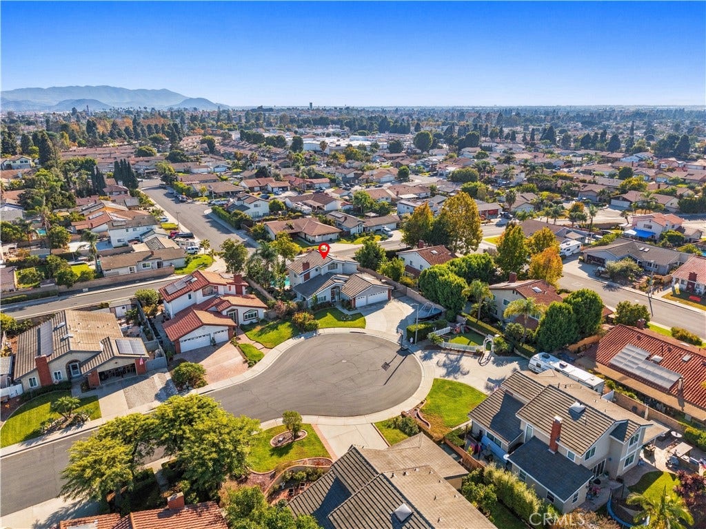 2608 Gemini Court, Camarillo, CA 93010 2608 Gemini Court, Camarillo, CA 93010