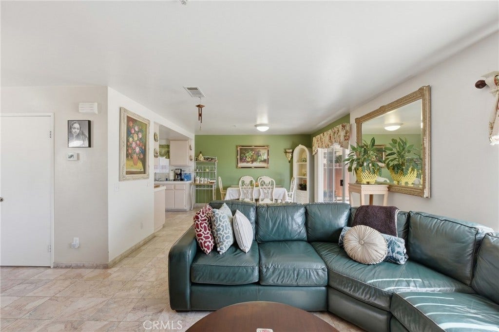 10182 Willamette Street, Ventura, CA 93004 10182 Willamette Street, Ventura, CA 93004