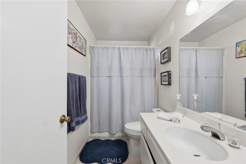 10182 Willamette Street, Ventura, CA 93004 10182 Willamette Street, Ventura, CA 93004