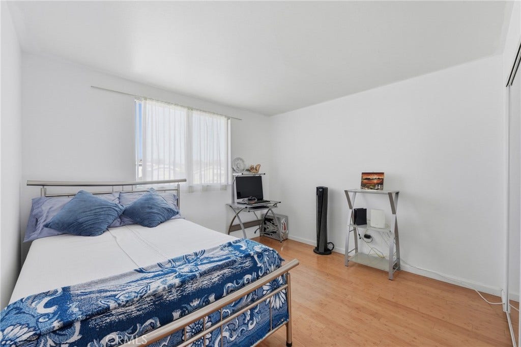 10182 Willamette Street, Ventura, CA 93004 10182 Willamette Street, Ventura, CA 93004