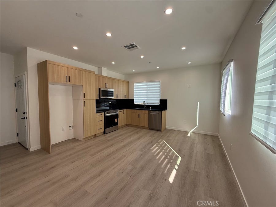 Property photo for 6549 Satsuma Avenue, North Hollywood, CA