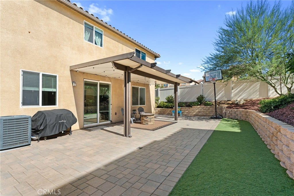 13422 Red Hawk Drive, Sylmar, CA 91342 13422 Red Hawk Drive, Sylmar, CA 91342