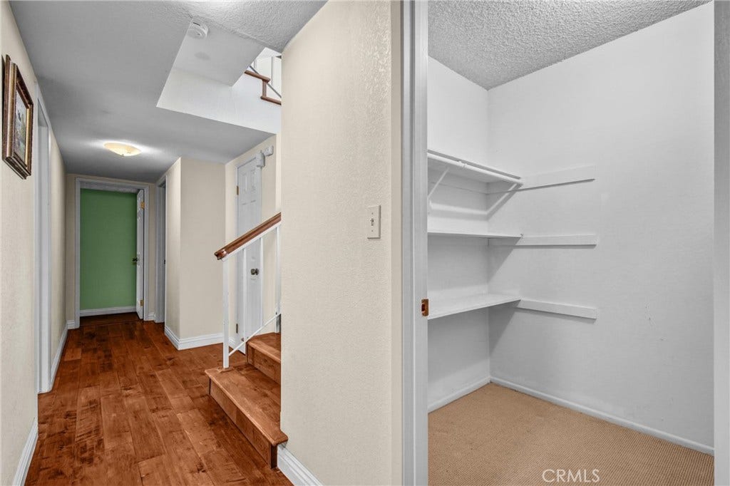 22763 Macfarlane, Woodland Hills, CA 91364 22763 Macfarlane, Woodland Hills, CA 91364