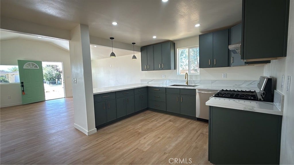 716 W Church Avenue, Ridgecrest, CA 93555 716 W Church Avenue, Ridgecrest, CA 93555