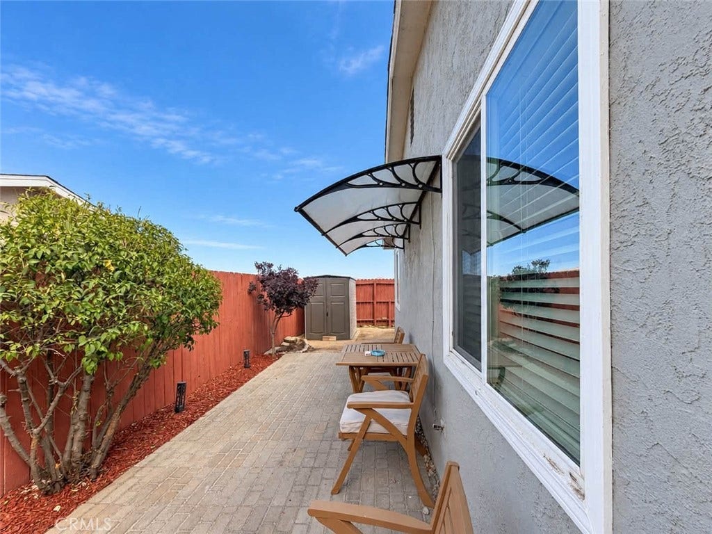 1101 Cherry Lane, Tehachapi, CA 93561 1101 Cherry Lane, Tehachapi, CA 93561