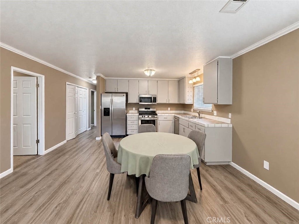 1101 Cherry Lane, Tehachapi, CA 93561 1101 Cherry Lane, Tehachapi, CA 93561