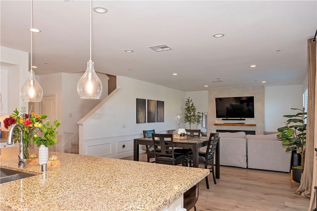 4043 Bridle Court, Palmdale, CA 93551