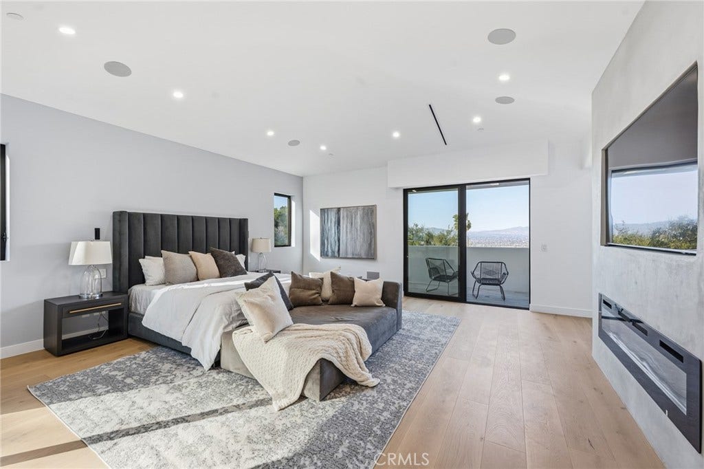 4331 Alonzo, Encino, CA 91316