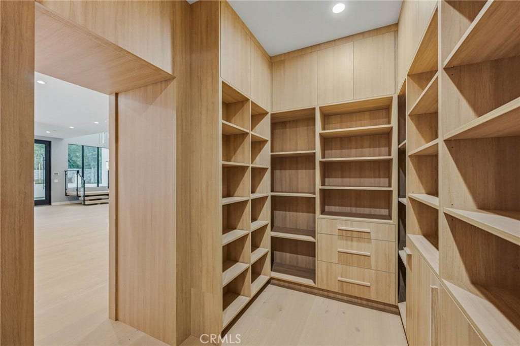 4331 Alonzo, Encino, CA 91316