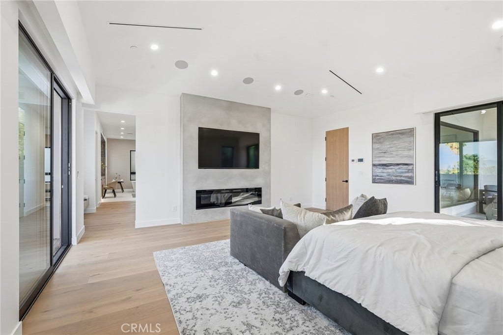 4331 Alonzo, Encino, CA 91316