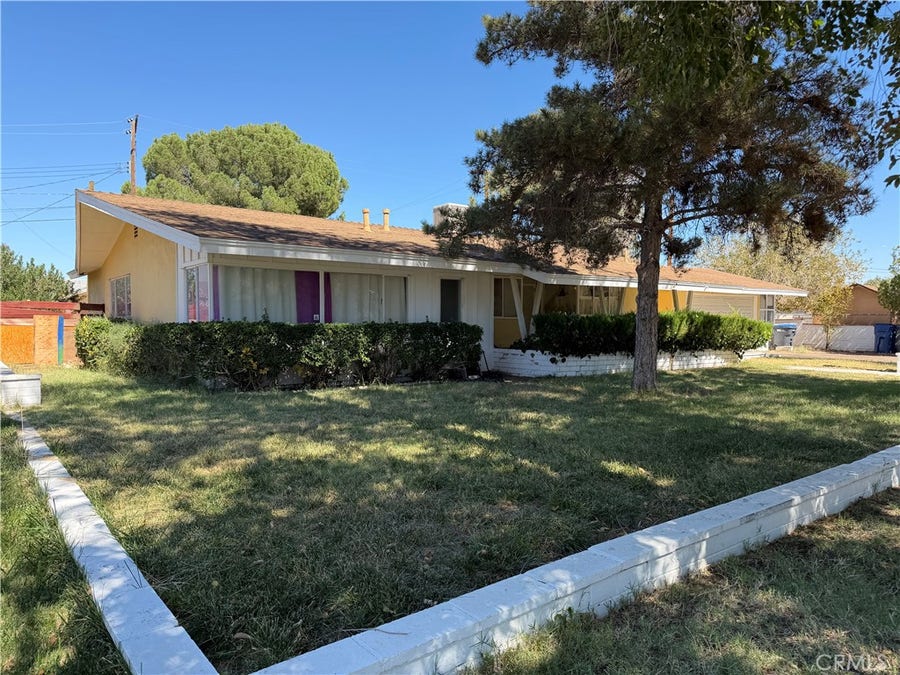 Property photo for 1305 Avenue J3 E, Lancaster, CA