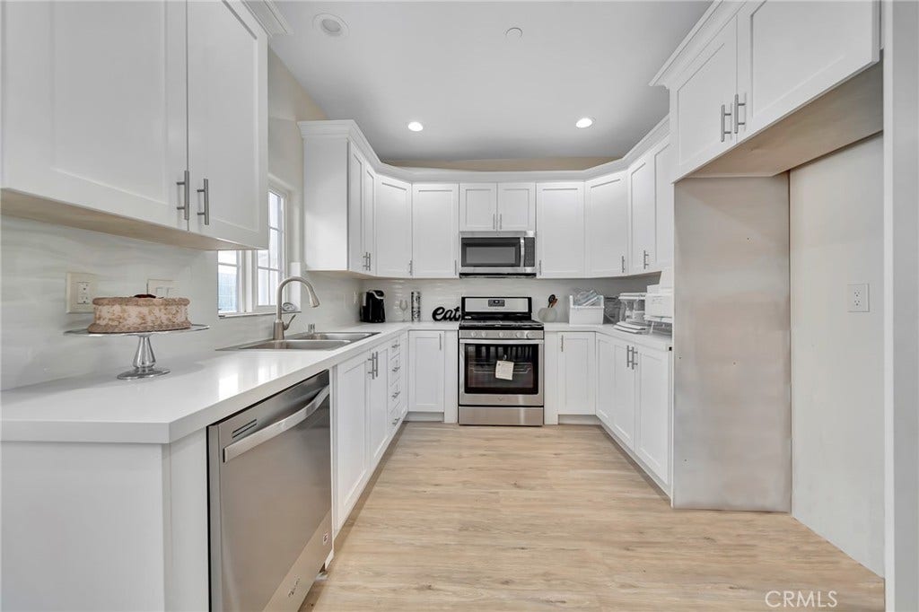 1101 N Maclay, #7, San Fernando, CA 91340 1101 N Maclay, #7, San Fernando, CA 91340