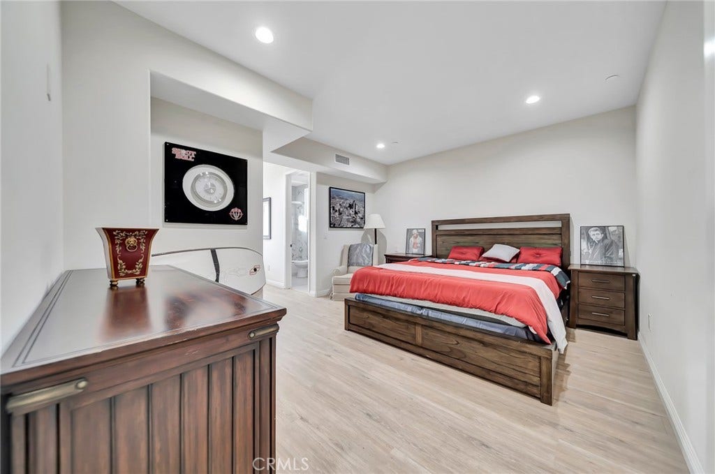 1101 N Maclay, #7, San Fernando, CA 91340 1101 N Maclay, #7, San Fernando, CA 91340