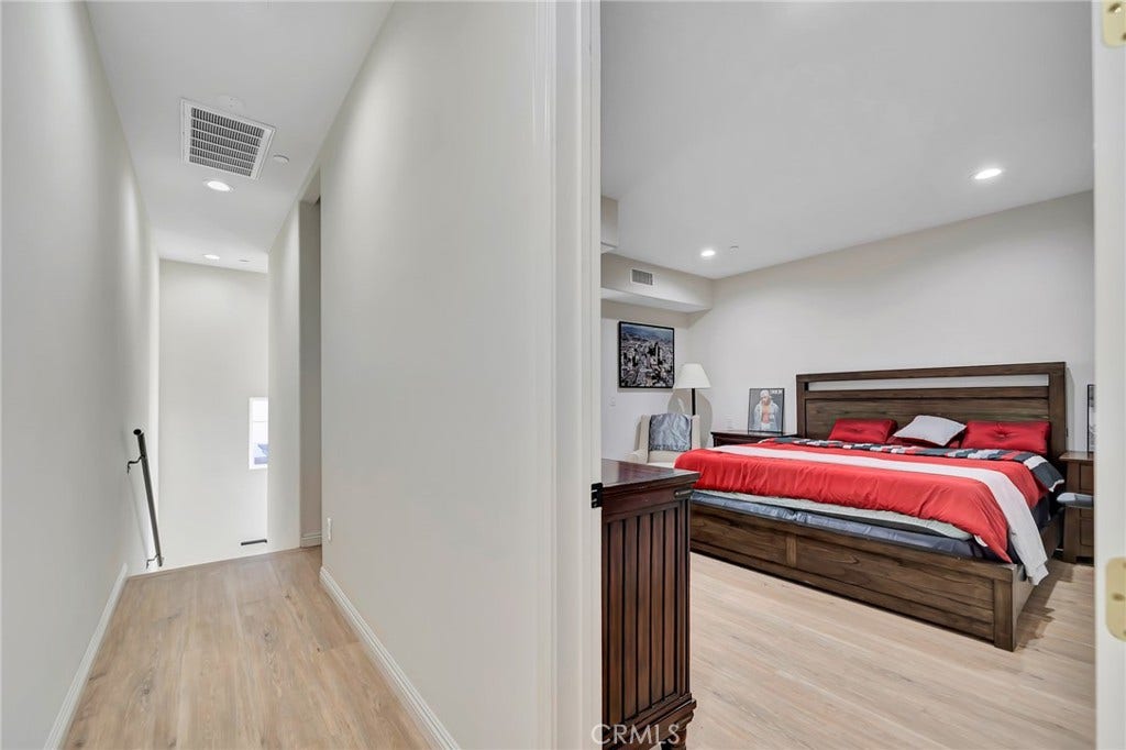 1101 N Maclay, #7, San Fernando, CA 91340 1101 N Maclay, #7, San Fernando, CA 91340