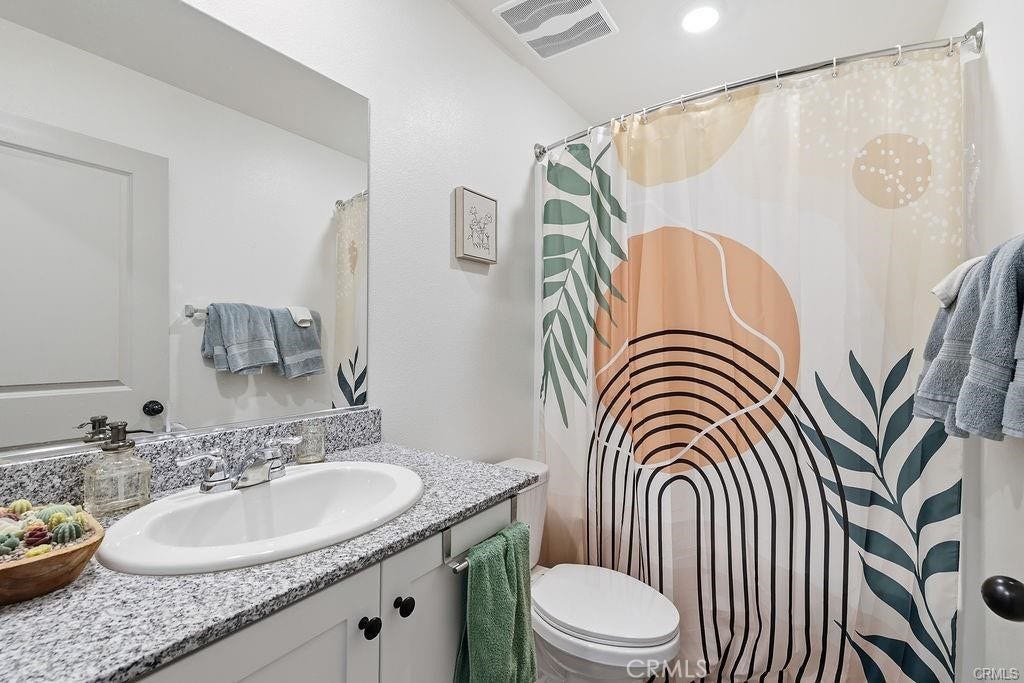 4384 W Avenue J-5, Lancaster, CA 93536