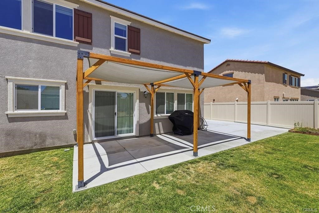 4384 W Avenue J-5, Lancaster, CA 93536