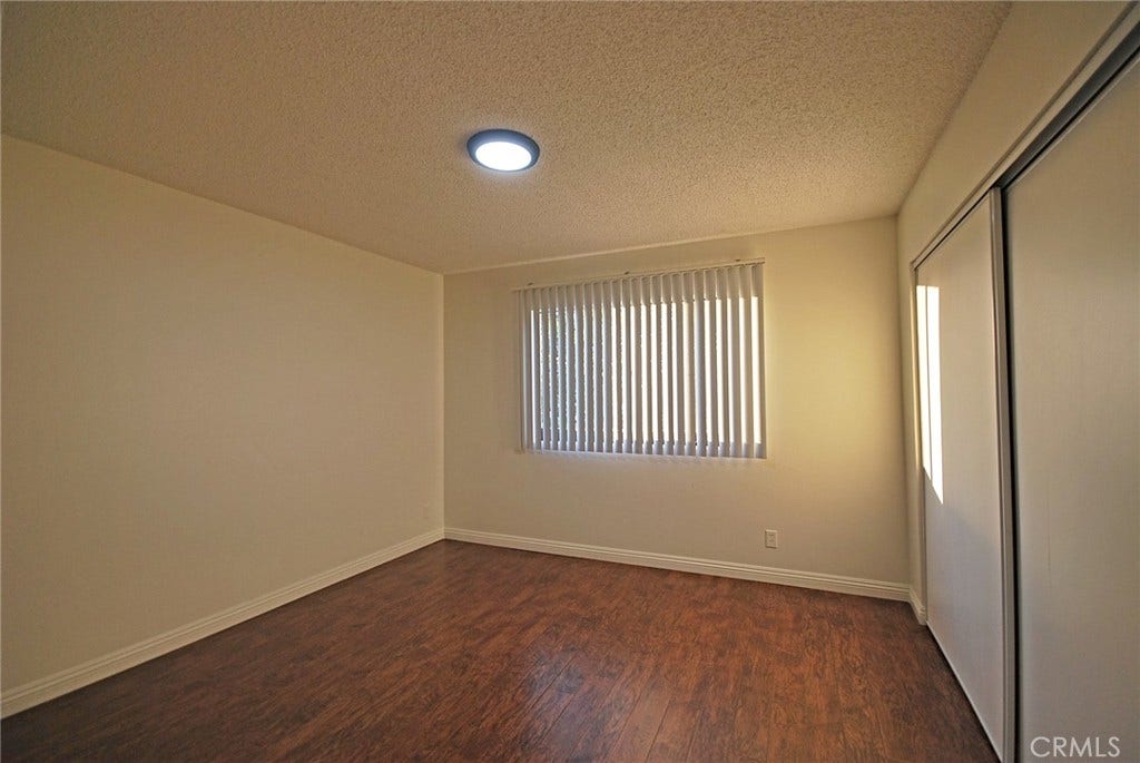 1046 Irving Avenue, #101, Glendale, CA 91201 1046 Irving Avenue, #101, Glendale, CA 91201