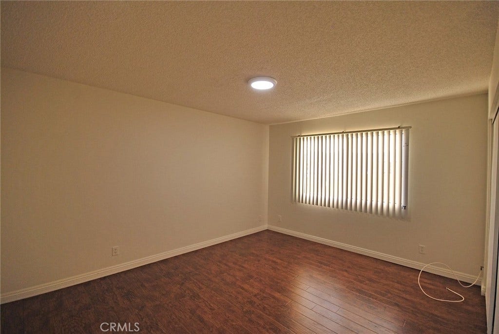 1046 Irving Avenue, #101, Glendale, CA 91201 1046 Irving Avenue, #101, Glendale, CA 91201