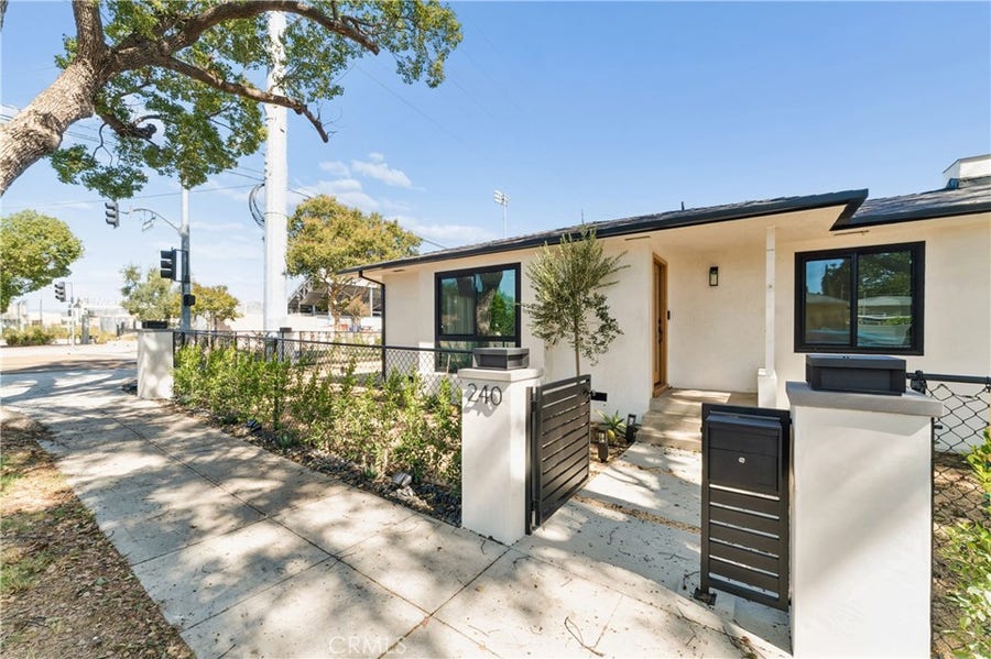 Property photo for 240 N Keystone, Burbank, CA
