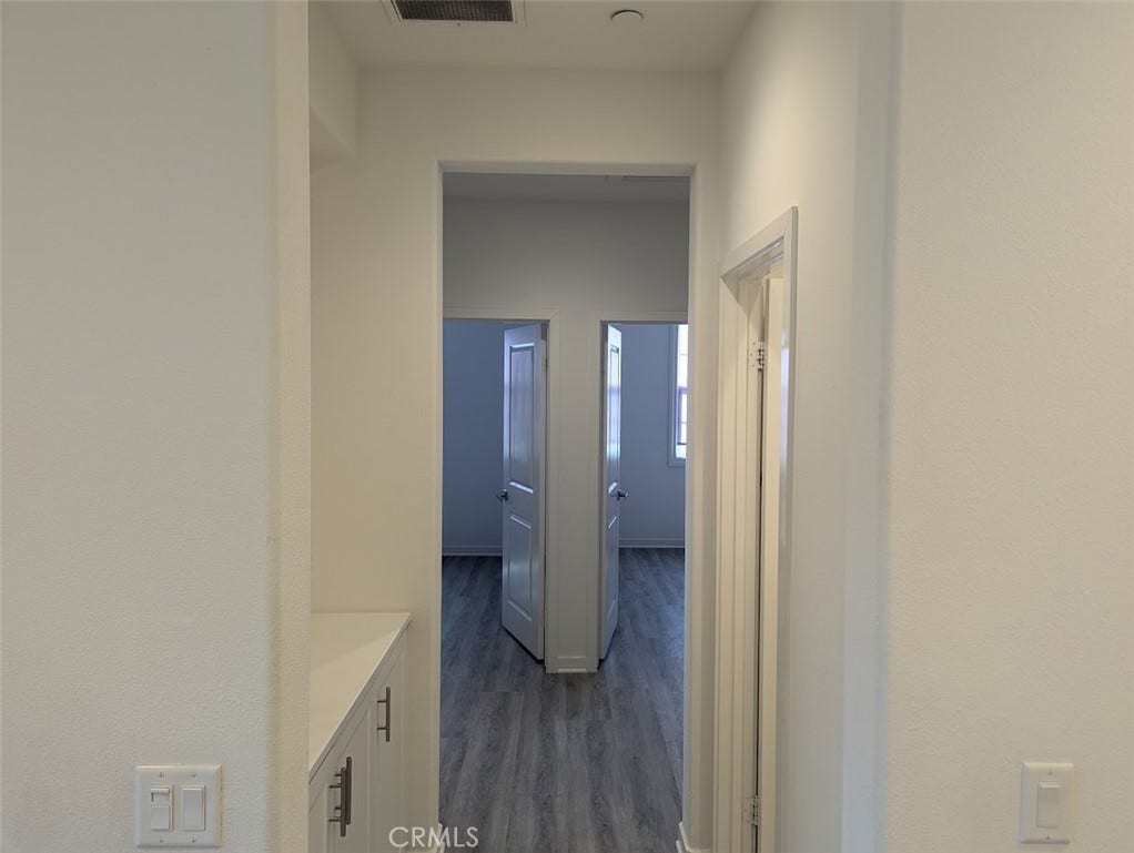 28740 Jardineras Drive, Valencia, CA 91354 28740 Jardineras Drive, Valencia, CA 91354