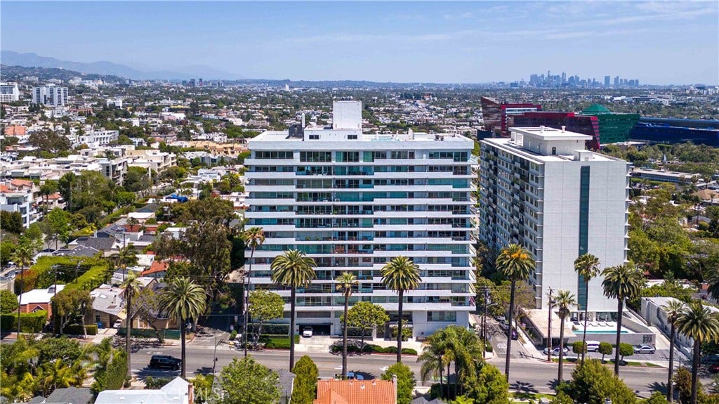 838 N Doheny, #505, West Hollywood, CA 90069 838 N Doheny, #505, West Hollywood, CA 90069