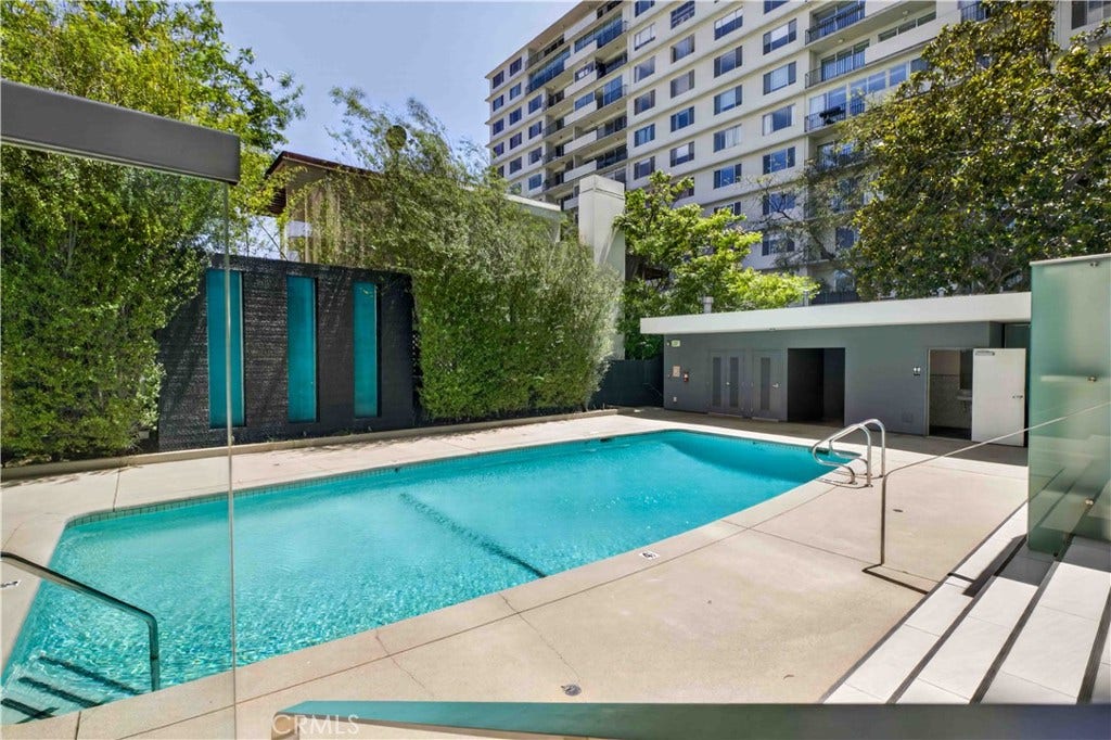838 N Doheny, #505, West Hollywood, CA 90069 838 N Doheny, #505, West Hollywood, CA 90069