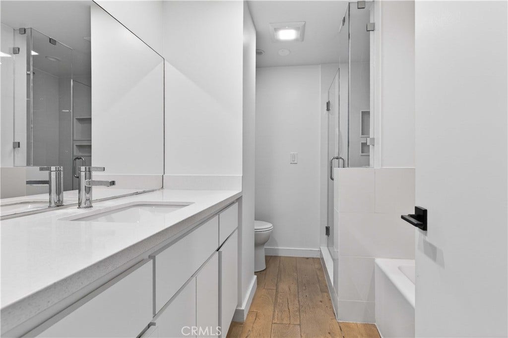 838 N Doheny, #505, West Hollywood, CA 90069 838 N Doheny, #505, West Hollywood, CA 90069