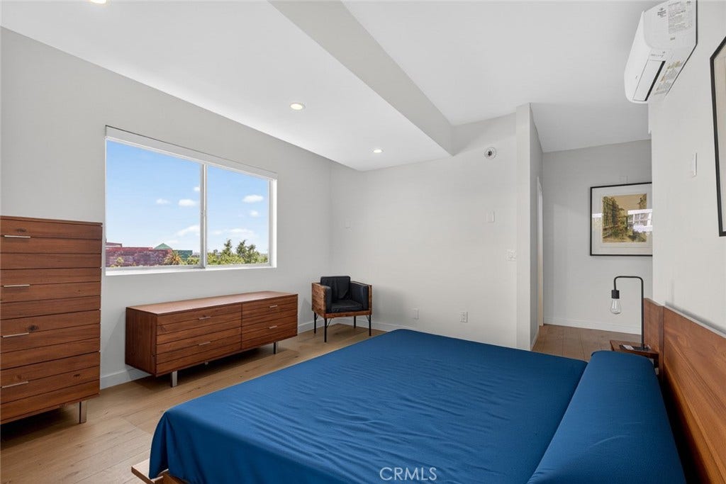 838 N Doheny, #505, West Hollywood, CA 90069 838 N Doheny, #505, West Hollywood, CA 90069
