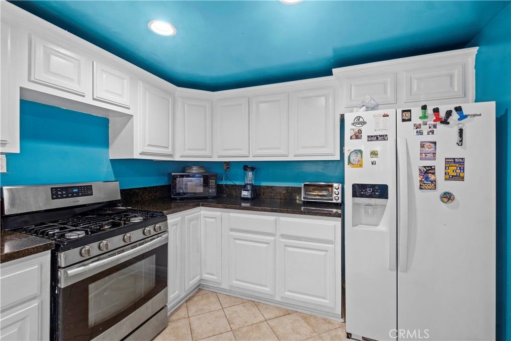 14689 Nurmi Street, Sylmar, CA 91342