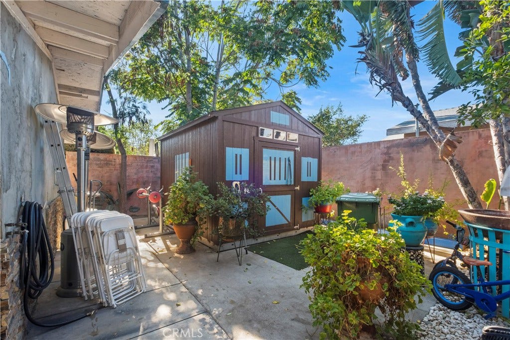 14689 Nurmi Street, Sylmar, CA 91342