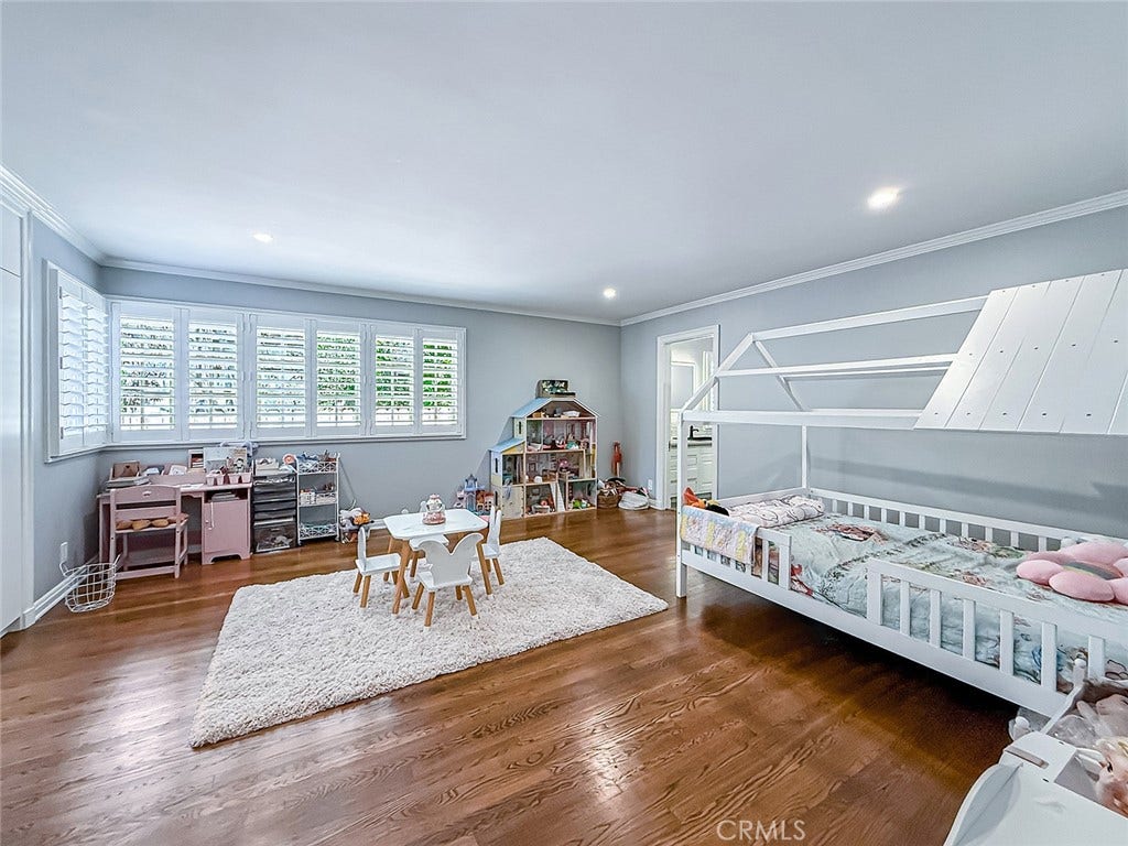 4217 Cedar Avenue, Long Beach, CA 90807 4217 Cedar Avenue, Long Beach, CA 90807