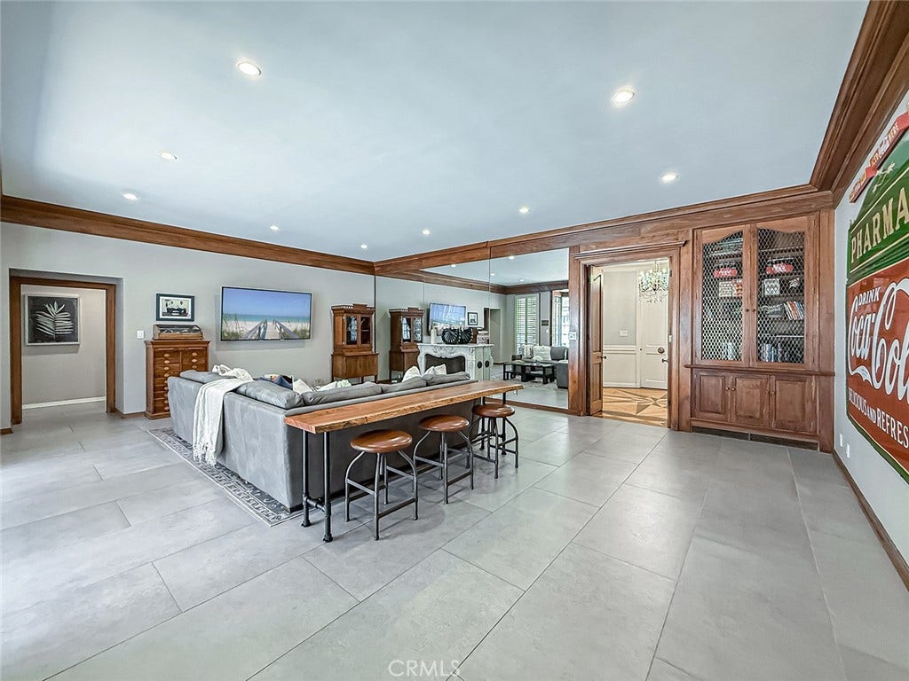 4217 Cedar Avenue, Long Beach, CA 90807 4217 Cedar Avenue, Long Beach, CA 90807