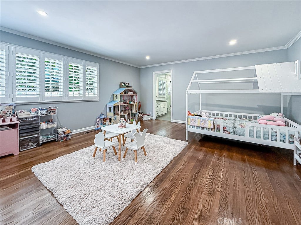 4217 Cedar Avenue, Long Beach, CA 90807 4217 Cedar Avenue, Long Beach, CA 90807