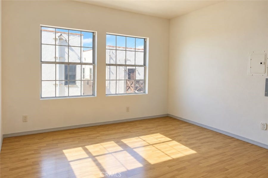 Property photo for 122 S Westmoreland Ave, Los Angeles, CA