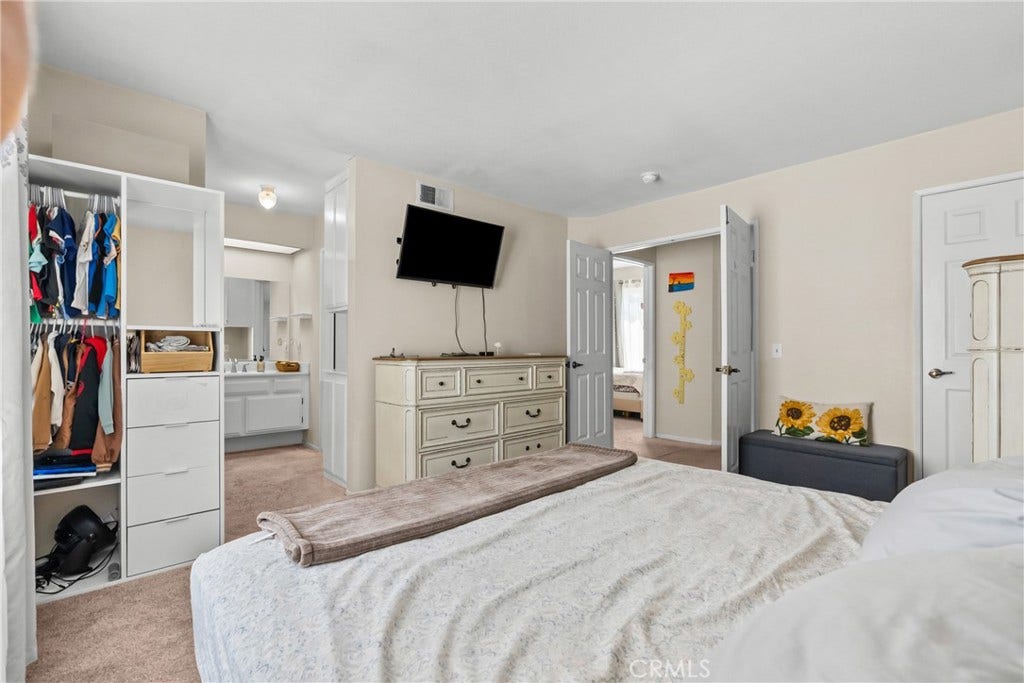 9915 Variel Avenue, #22, Chatsworth, CA 91311 9915 Variel Avenue, #22, Chatsworth, CA 91311