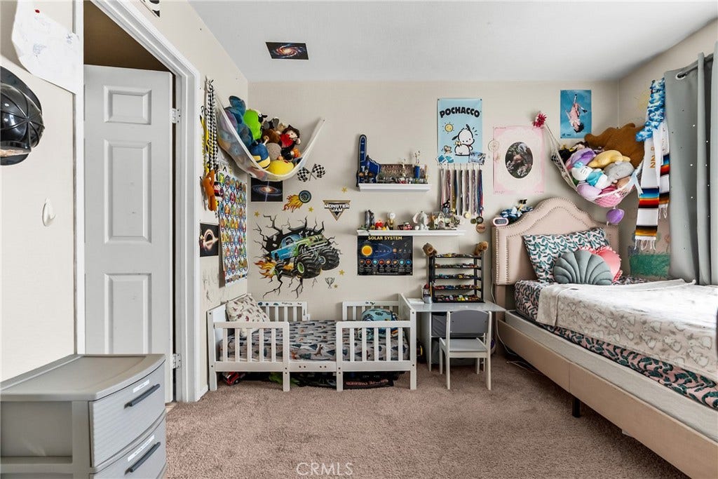 9915 Variel Avenue, #22, Chatsworth, CA 91311 9915 Variel Avenue, #22, Chatsworth, CA 91311