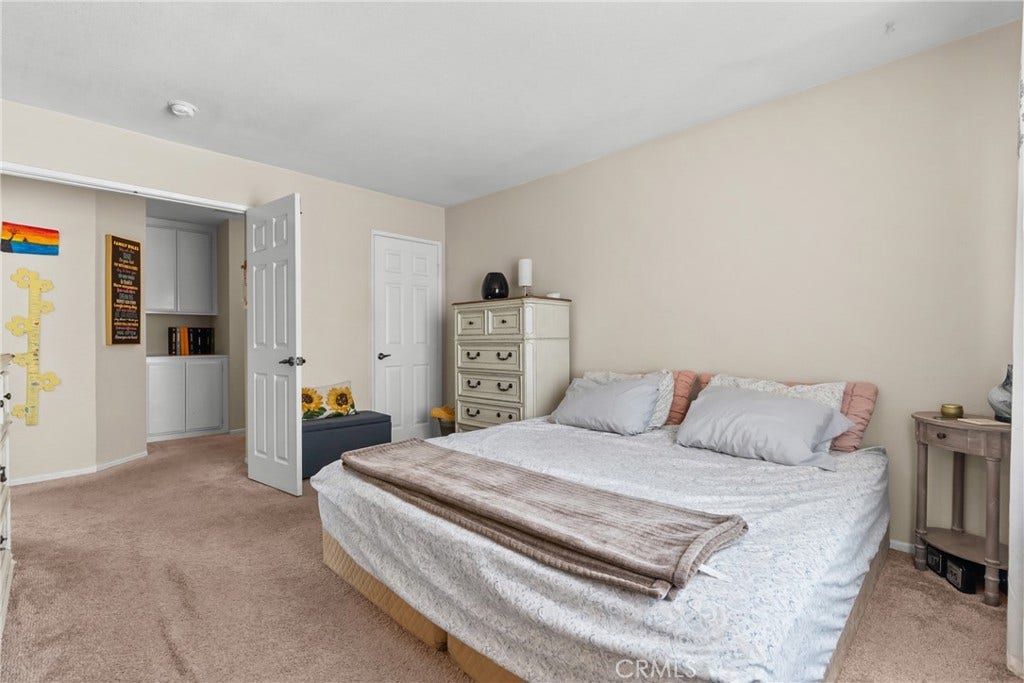 9915 Variel Avenue, #22, Chatsworth, CA 91311 9915 Variel Avenue, #22, Chatsworth, CA 91311