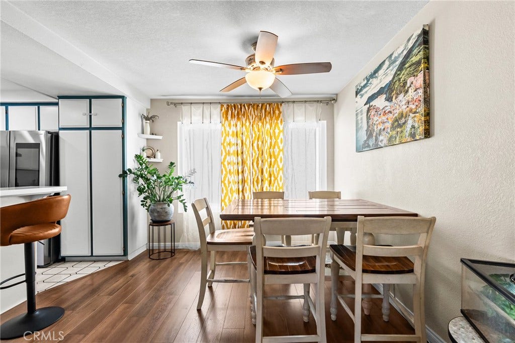 9915 Variel Avenue, #22, Chatsworth, CA 91311 9915 Variel Avenue, #22, Chatsworth, CA 91311