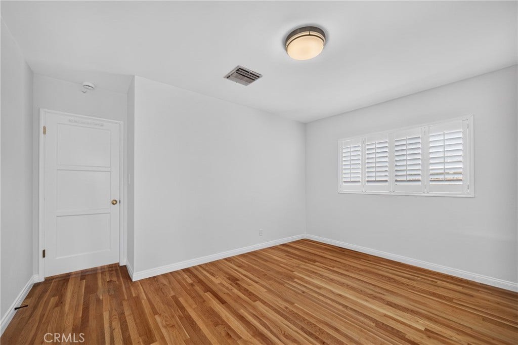 17640 Kittridge Street, Lake Balboa, CA 91406 17640 Kittridge Street, Lake Balboa, CA 91406