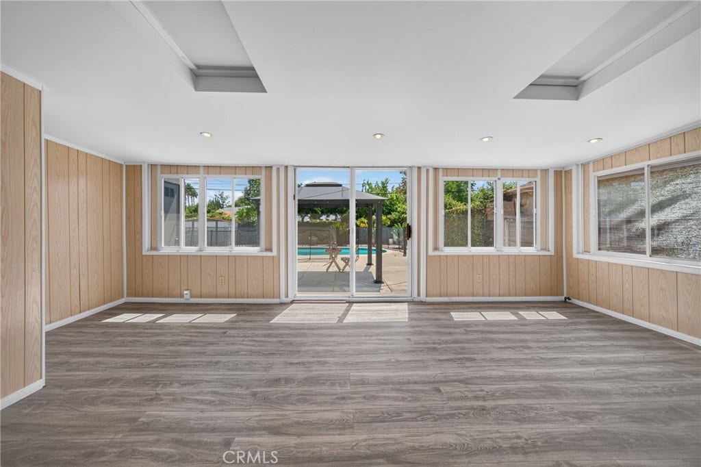 17640 Kittridge Street, Lake Balboa, CA 91406 17640 Kittridge Street, Lake Balboa, CA 91406