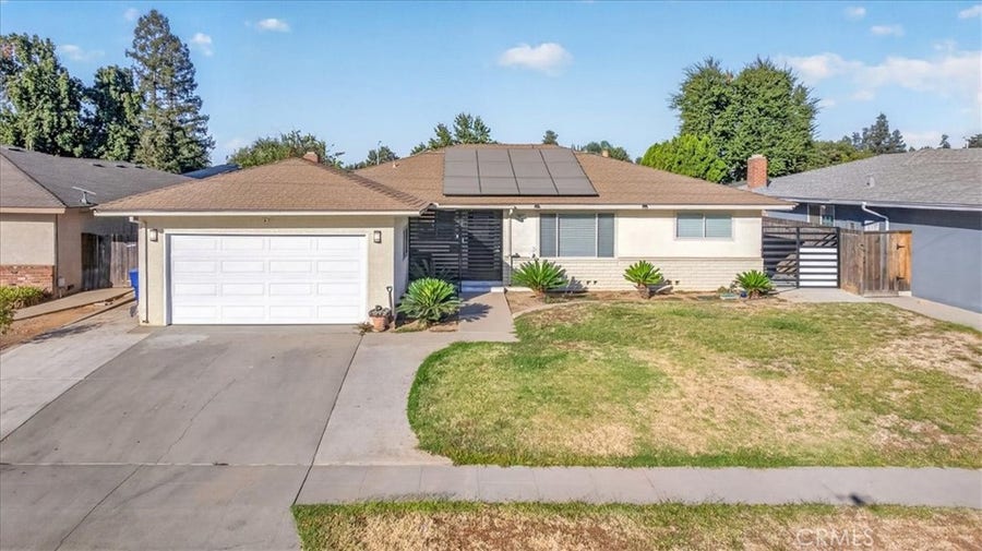 Property photo for 6617 N 1st Street, Fresno, CA