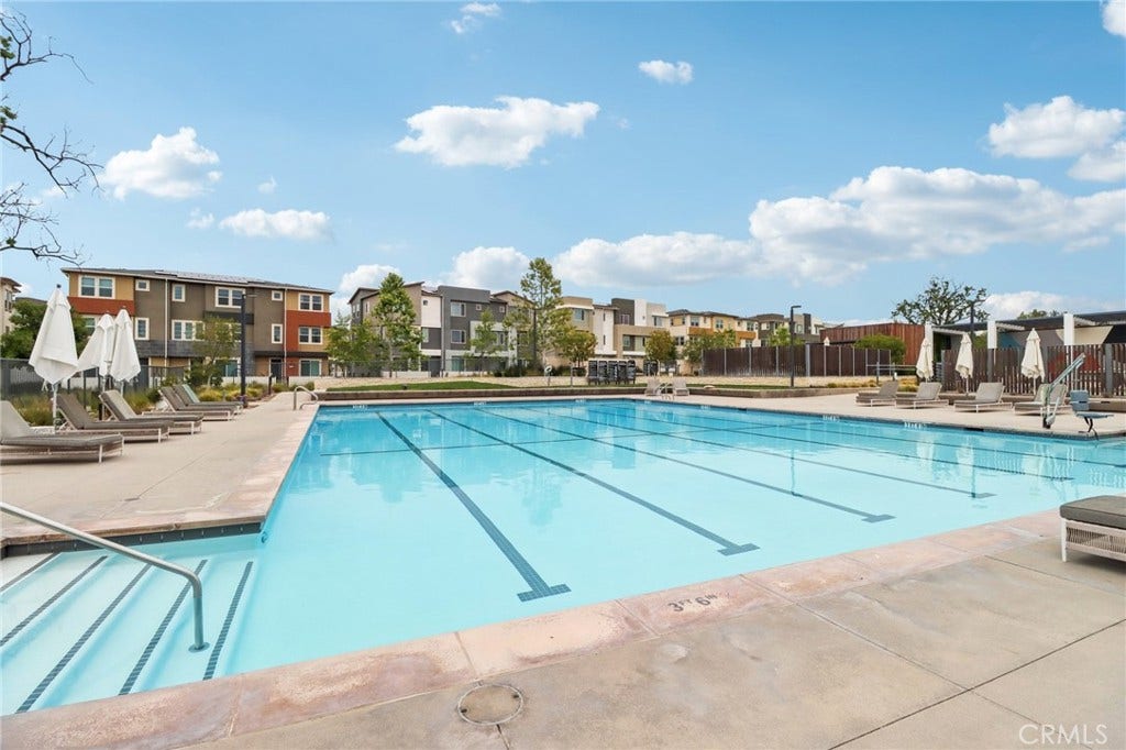 27386 Harrier Ct., #1, Valencia, CA 91381 27386 Harrier Ct., #1, Valencia, CA 91381