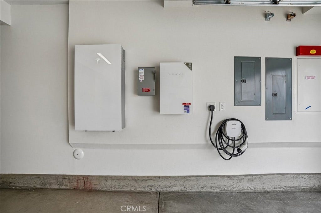 27386 Harrier Ct., #1, Valencia, CA 91381 27386 Harrier Ct., #1, Valencia, CA 91381
