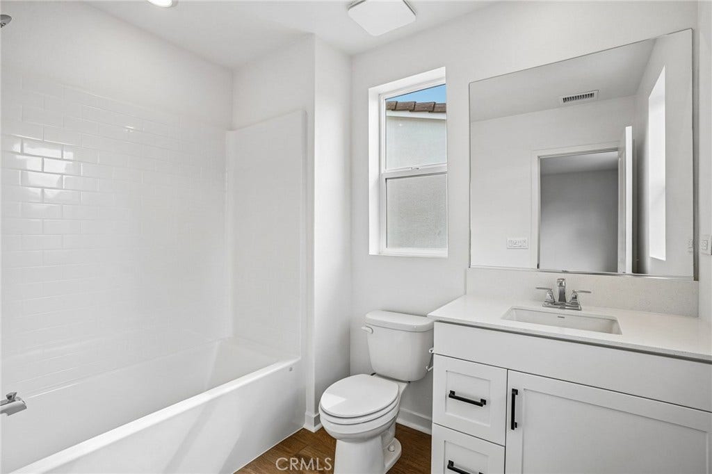 27386 Harrier Ct., #1, Valencia, CA 91381 27386 Harrier Ct., #1, Valencia, CA 91381