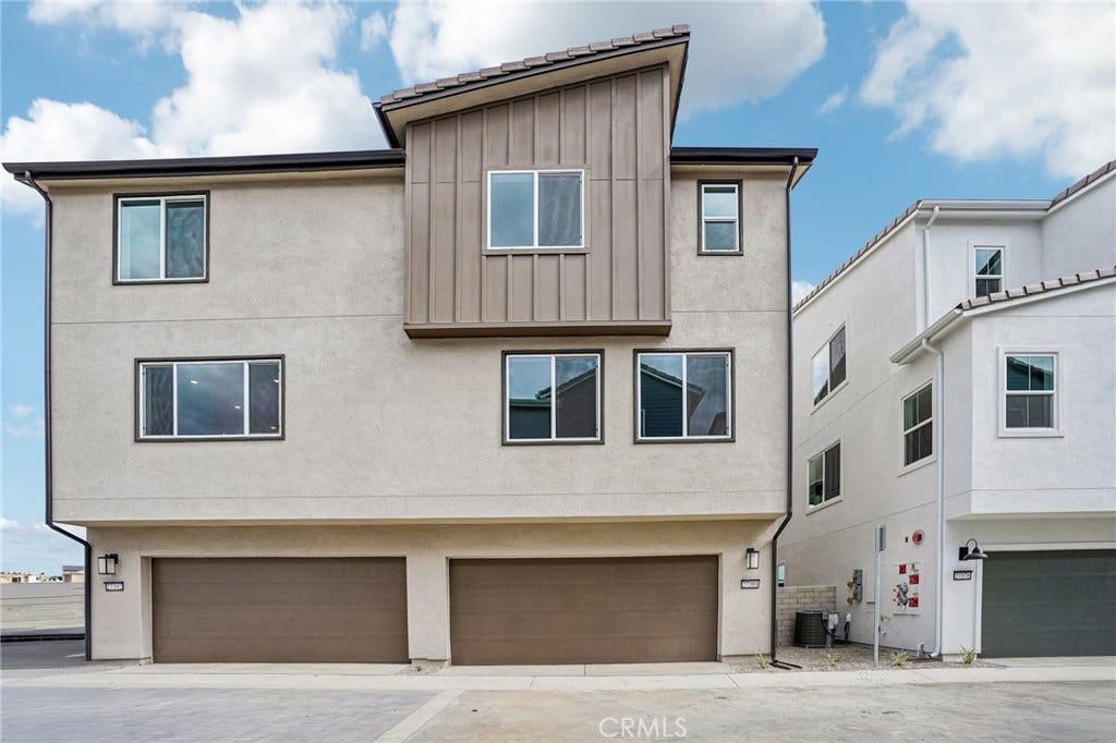 27386 Harrier Ct., #1, Valencia, CA 91381 27386 Harrier Ct., #1, Valencia, CA 91381
