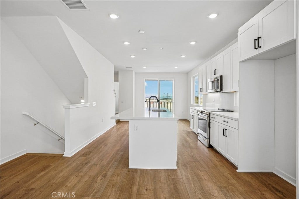 27386 Harrier Ct., #1, Valencia, CA 91381 27386 Harrier Ct., #1, Valencia, CA 91381